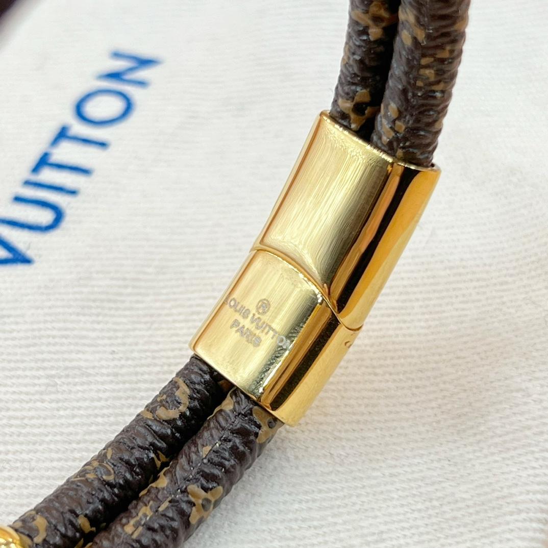 Louis Vuitton Keep It Twice Bracelet      M8109E - DopestKickz