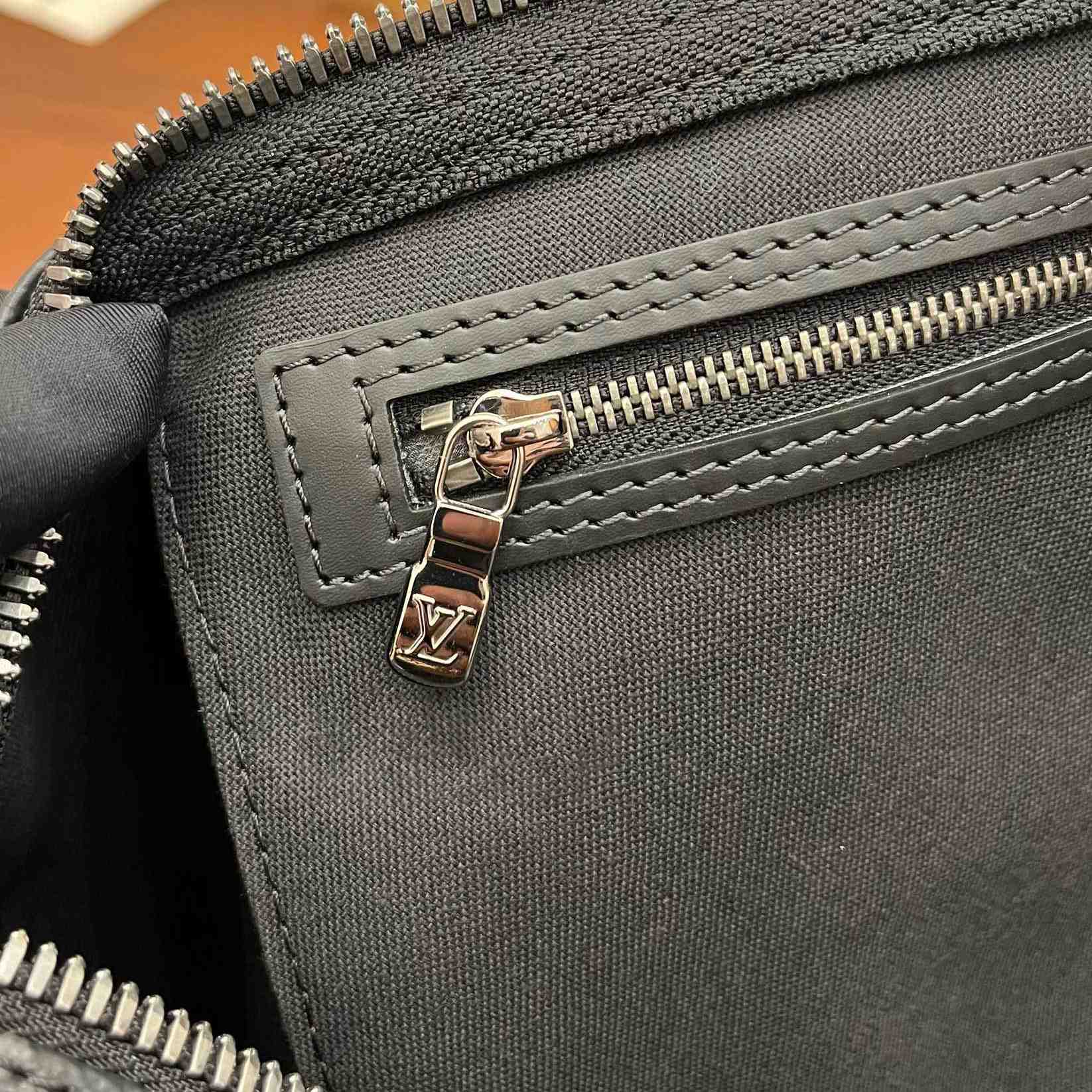 Louis Vuitton Keepall Bandoulière 45   M40569 - DopestKickz