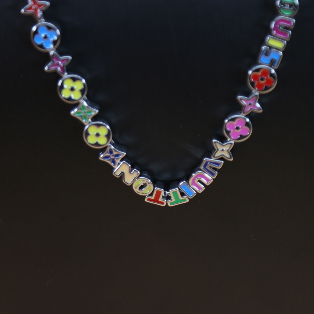 Louis Vuitton Monogram Party Necklace   MP3281 - DopestKickz