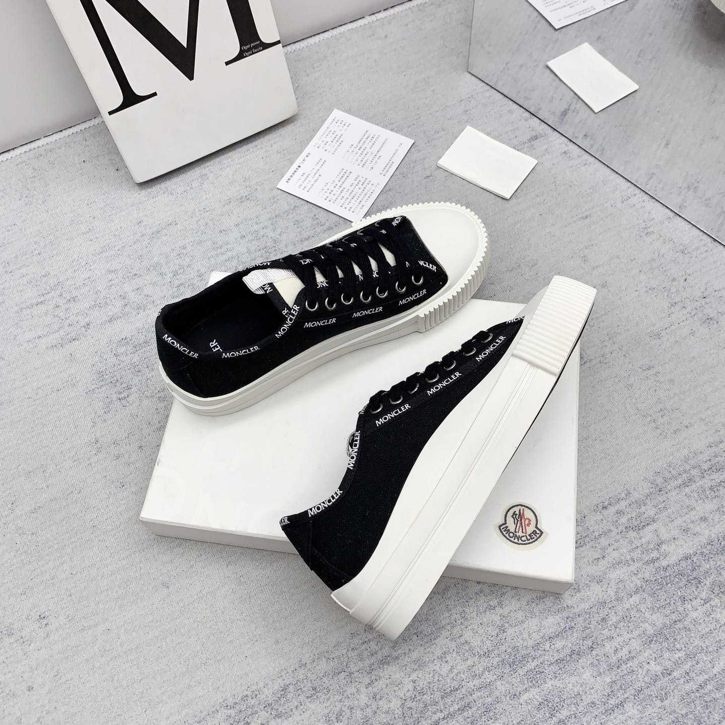 Moncler Glissiere Low-Top Sneakers - DopestKickz