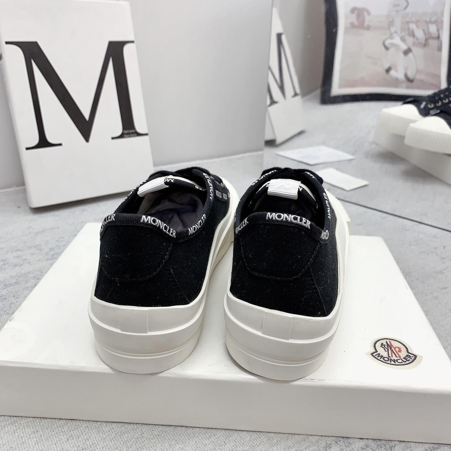 Moncler Glissiere Low-Top Sneakers - DopestKickz