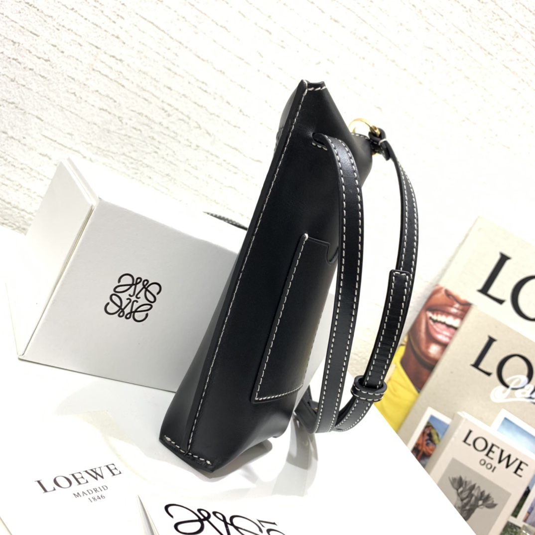 Loewe Gate Pocket In Soft Calfskin - DopestKickz