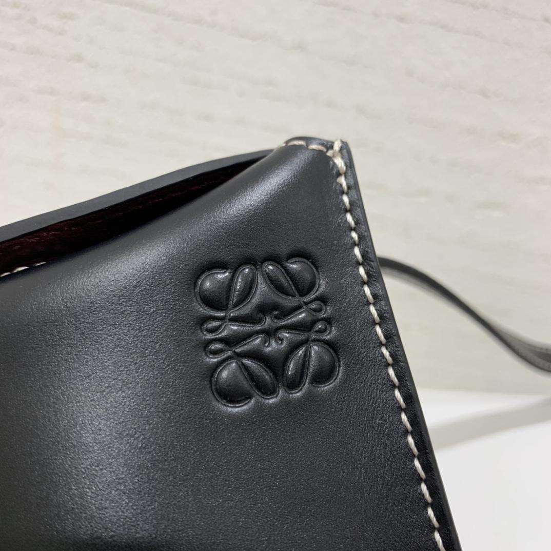 Loewe Gate Pocket In Soft Calfskin - DopestKickz