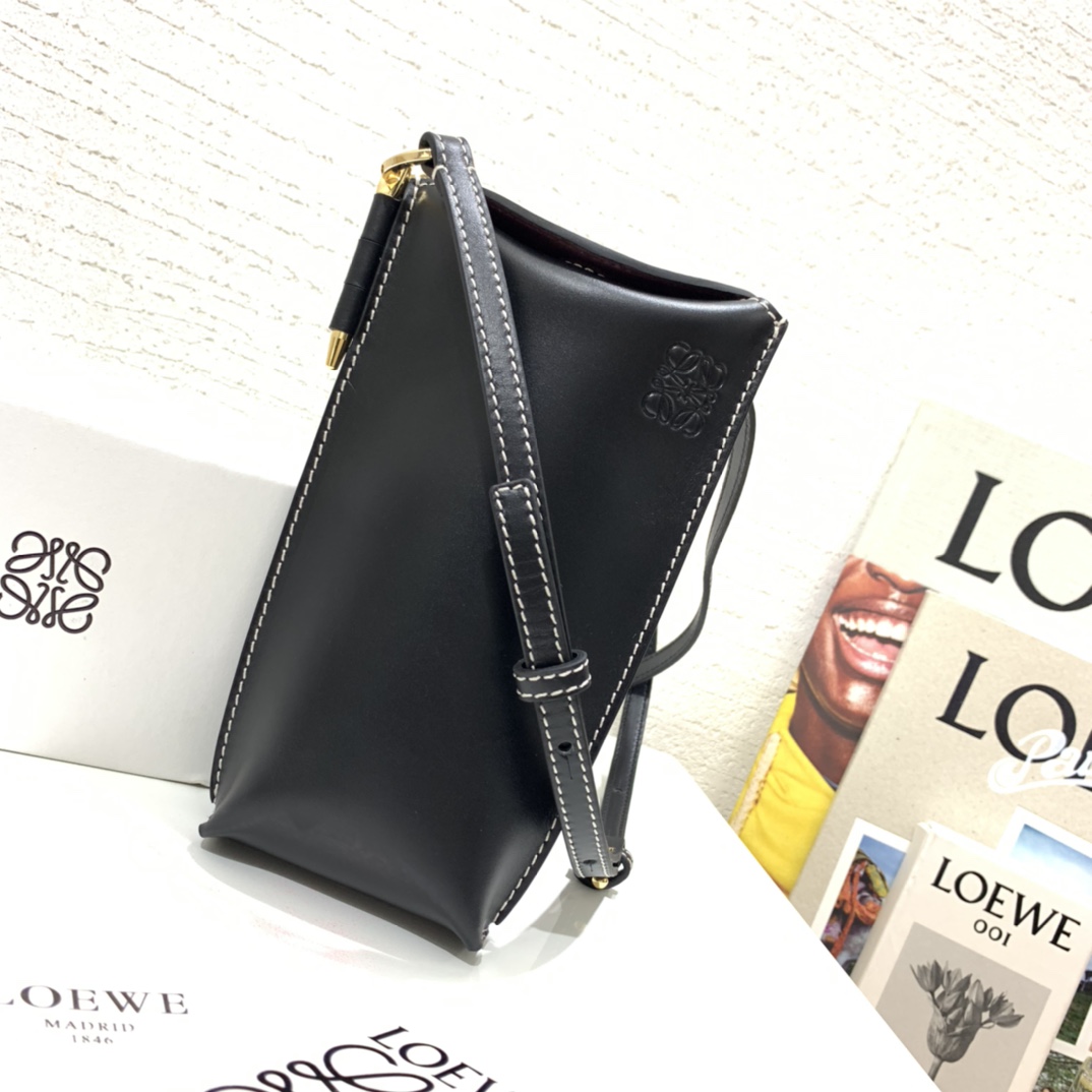 Loewe Gate Pocket In Soft Calfskin - DopestKickz