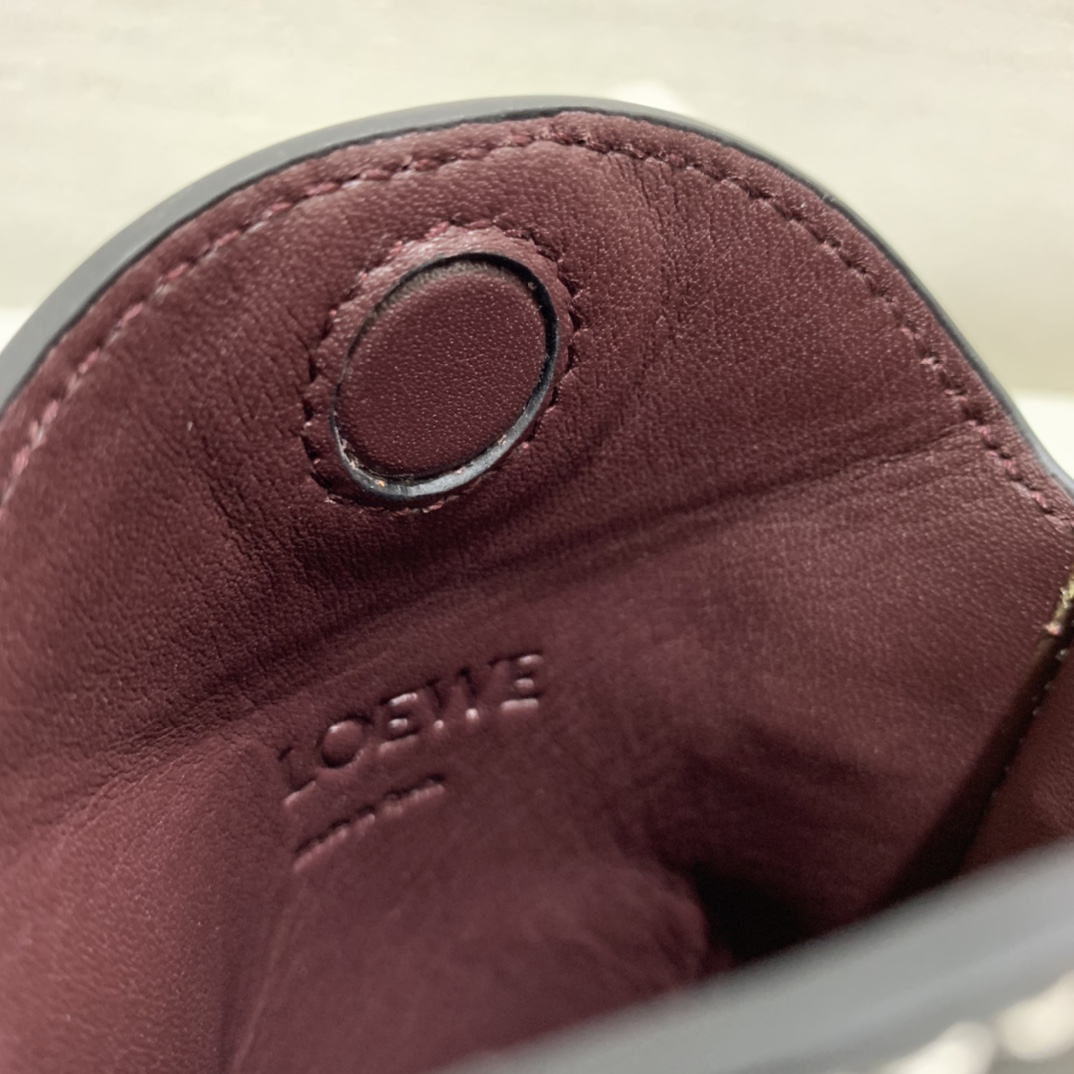 Loewe Gate Pocket In Soft Calfskin - DopestKickz