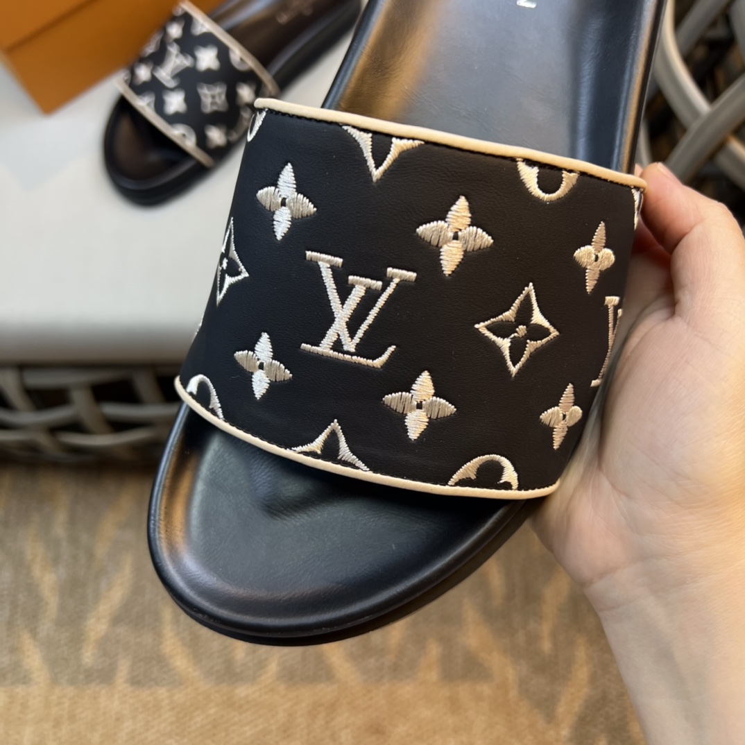 Louis Vuitton Monogram Sandals - DopestKickz