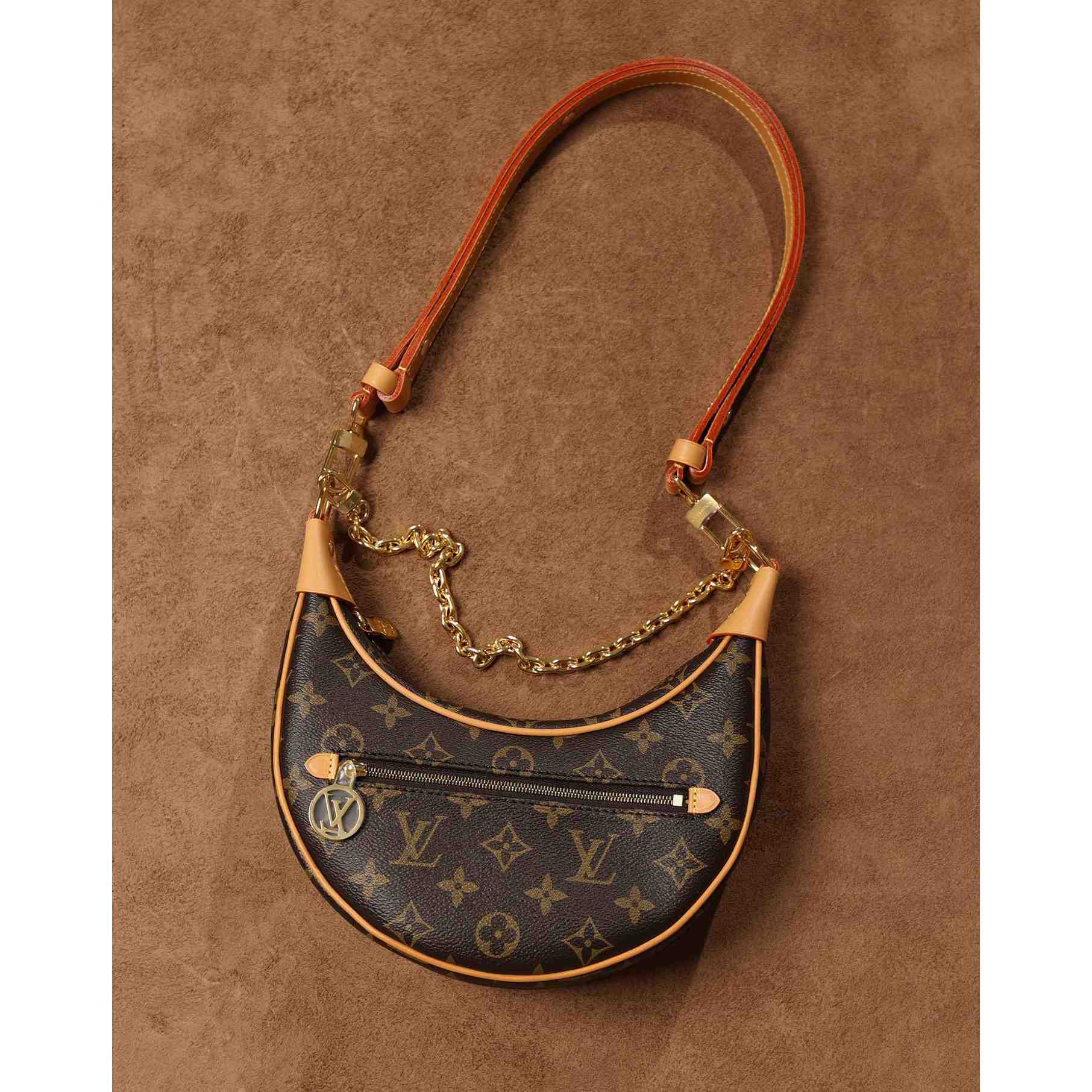 Louis Vuitton Loop  (23-13-6cm) M81098 - DopestKickz