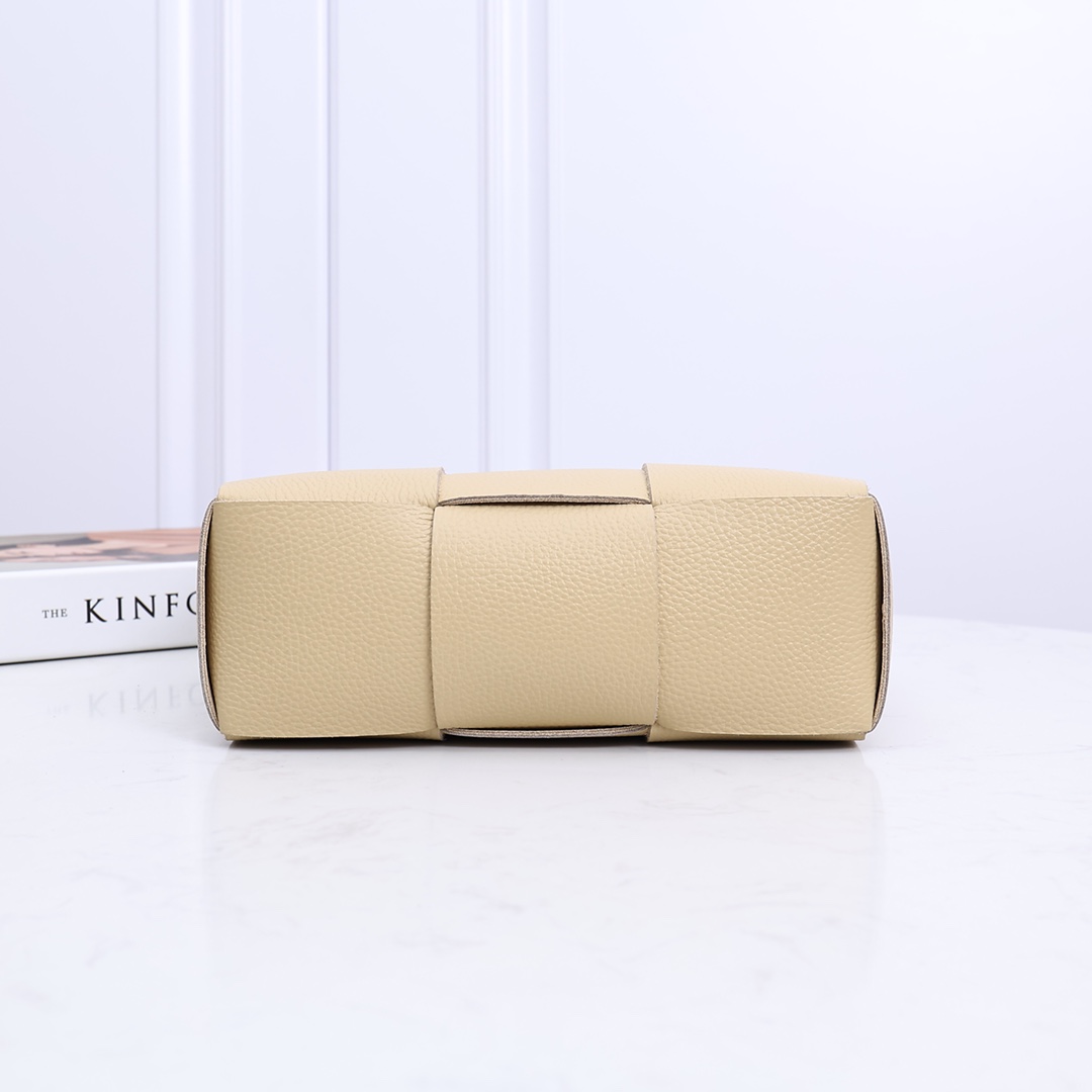 Bottega Veneta Mini Arco Tote Bag - DopestKickz