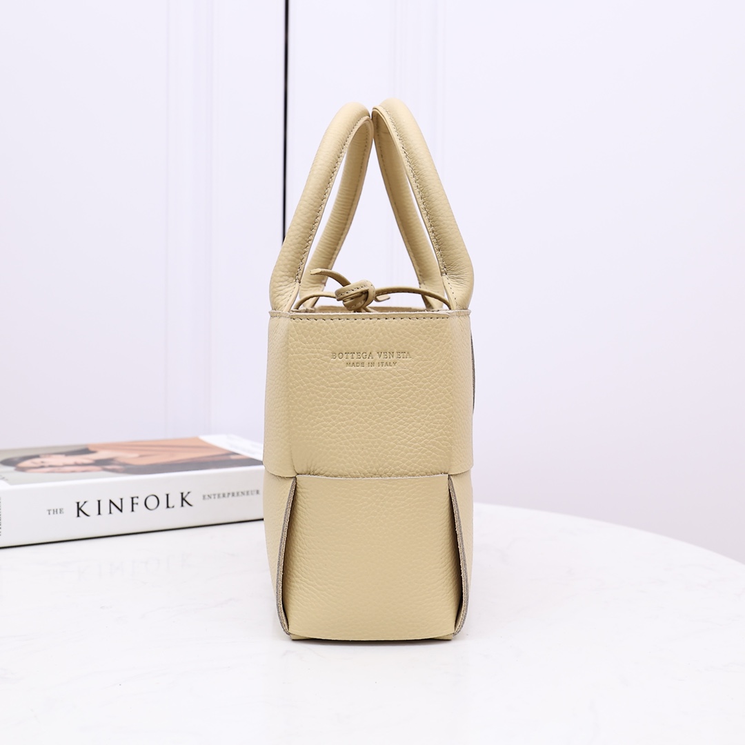 Bottega Veneta Mini Arco Tote Bag - DopestKickz