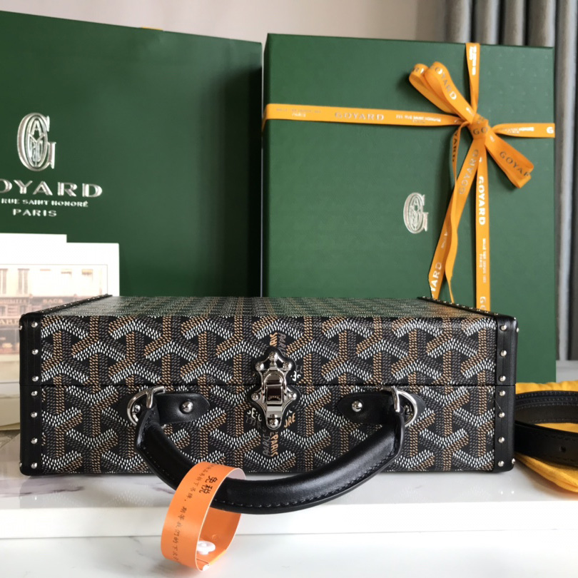 Goyard Grand Hôtel Trunk Bag  - DopestKickz