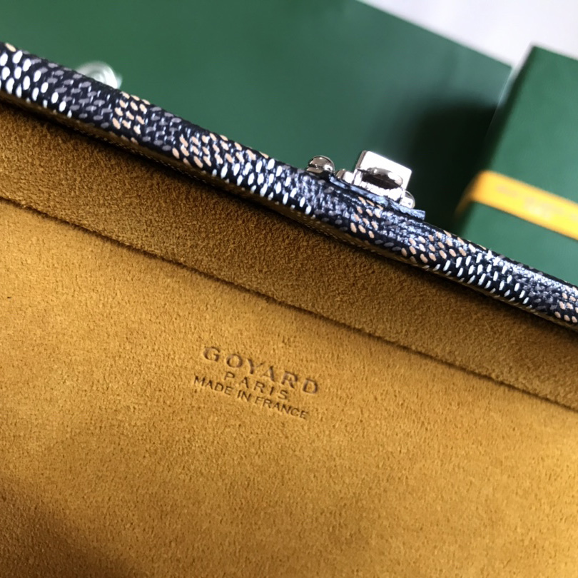 Goyard Grand Hôtel Trunk Bag  - DopestKickz