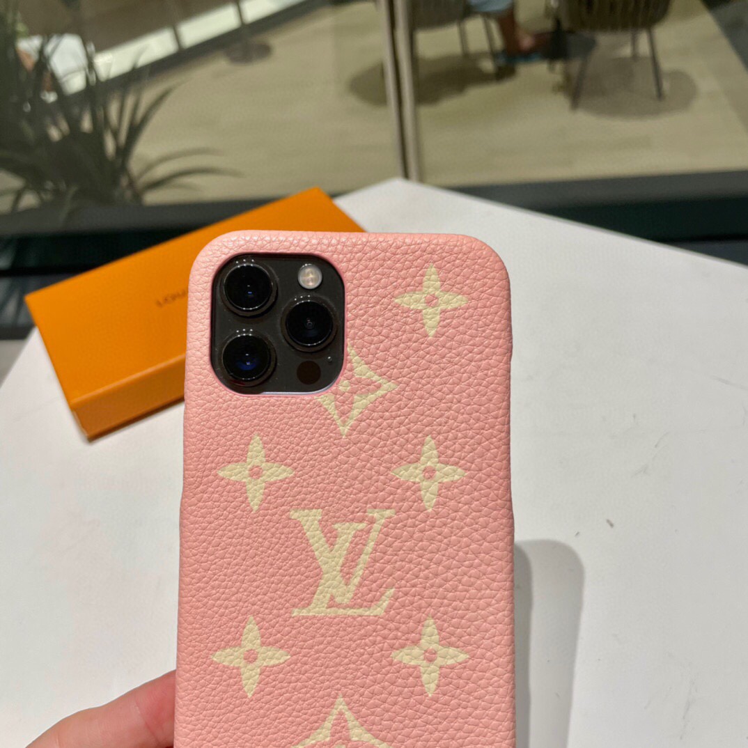 Louis Vuitton Monogram Phone Case  - DopestKickz