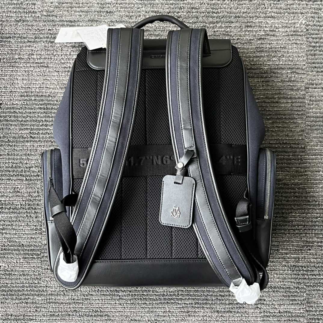 Rimowa Flap Backpack Large (44-37-16cm) - DopestKickz
