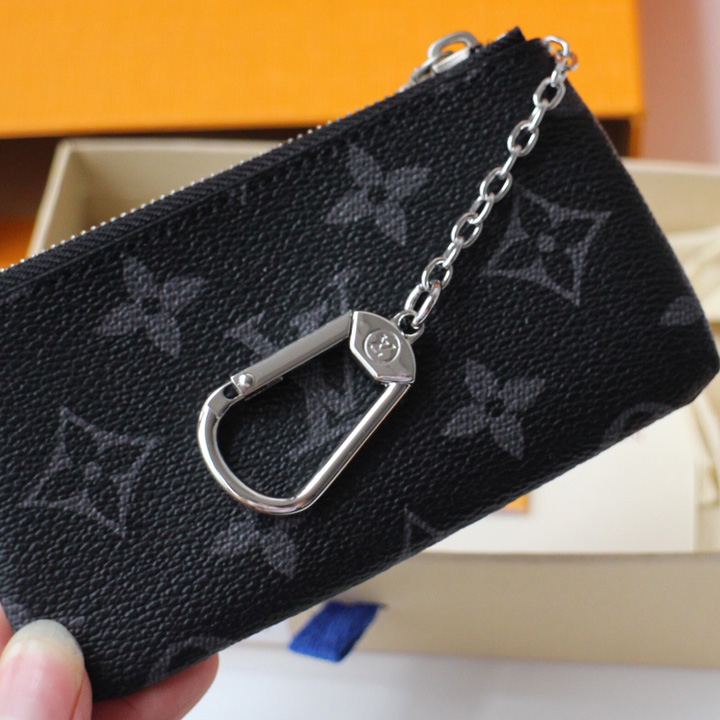 Louis Vuitton Key Pouch  (12.0x 7.0 cm)  M62650 - DopestKickz