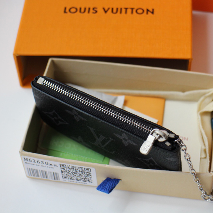Louis Vuitton Key Pouch  (12.0x 7.0 cm)  M62650 - DopestKickz