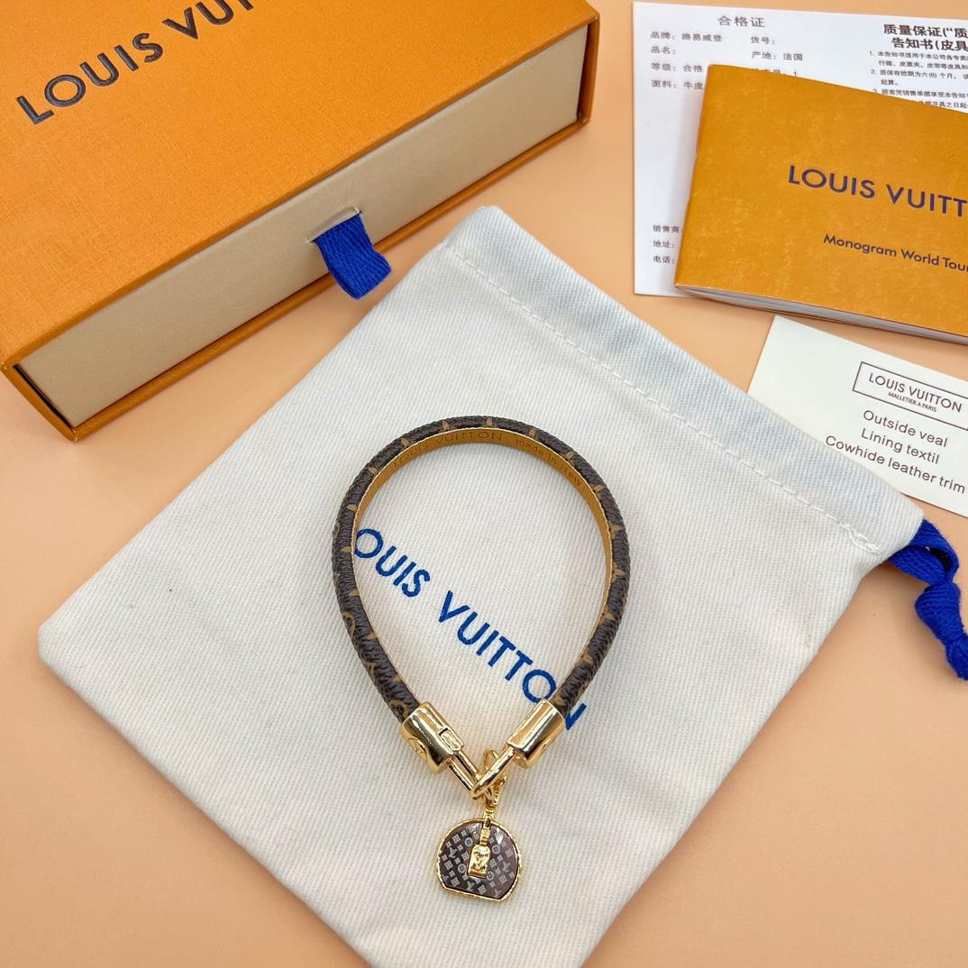 Louis Vuitton LV Cannes Bracelet      - DopestKickz