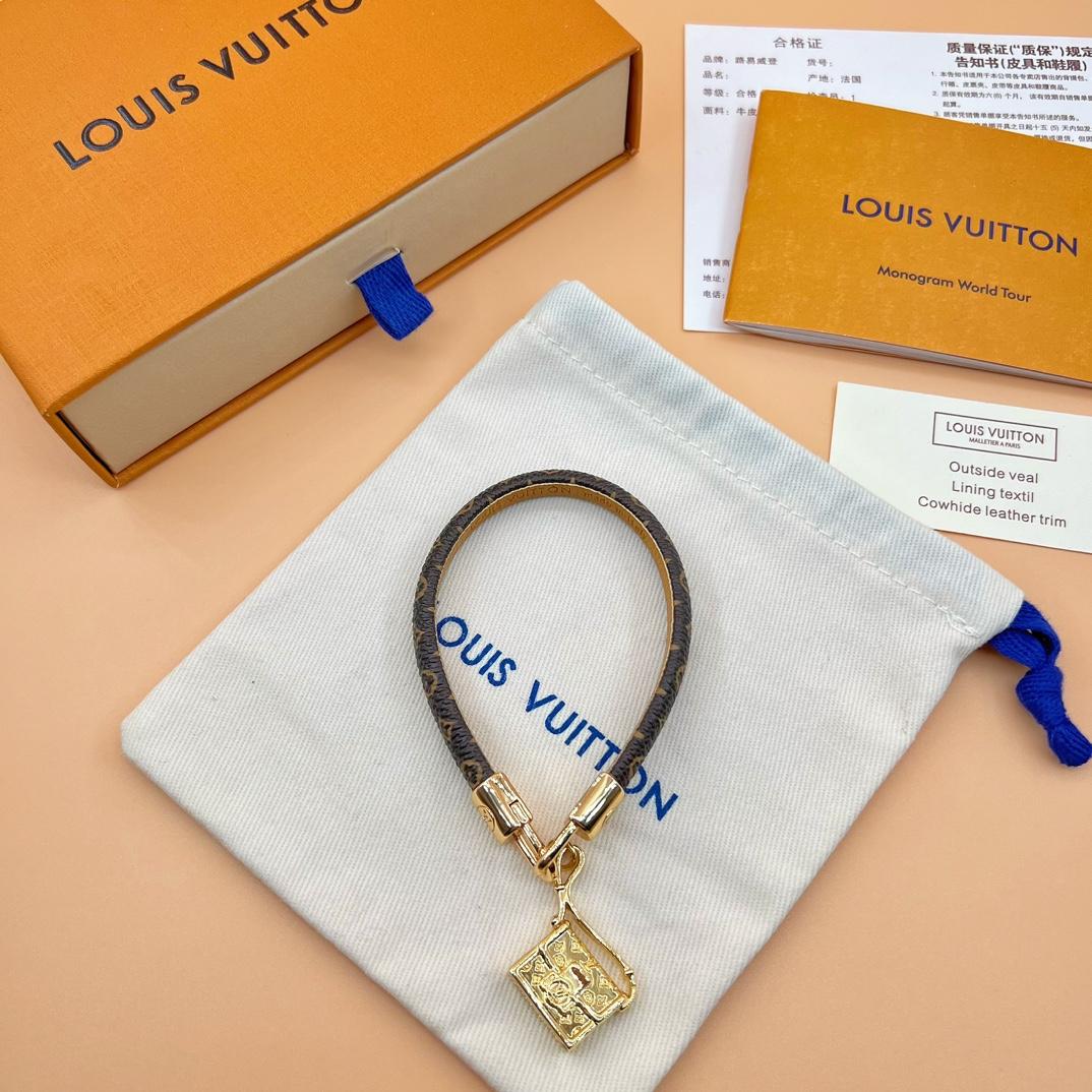 Louis Vuitton LV Cannes Bracelet      - DopestKickz
