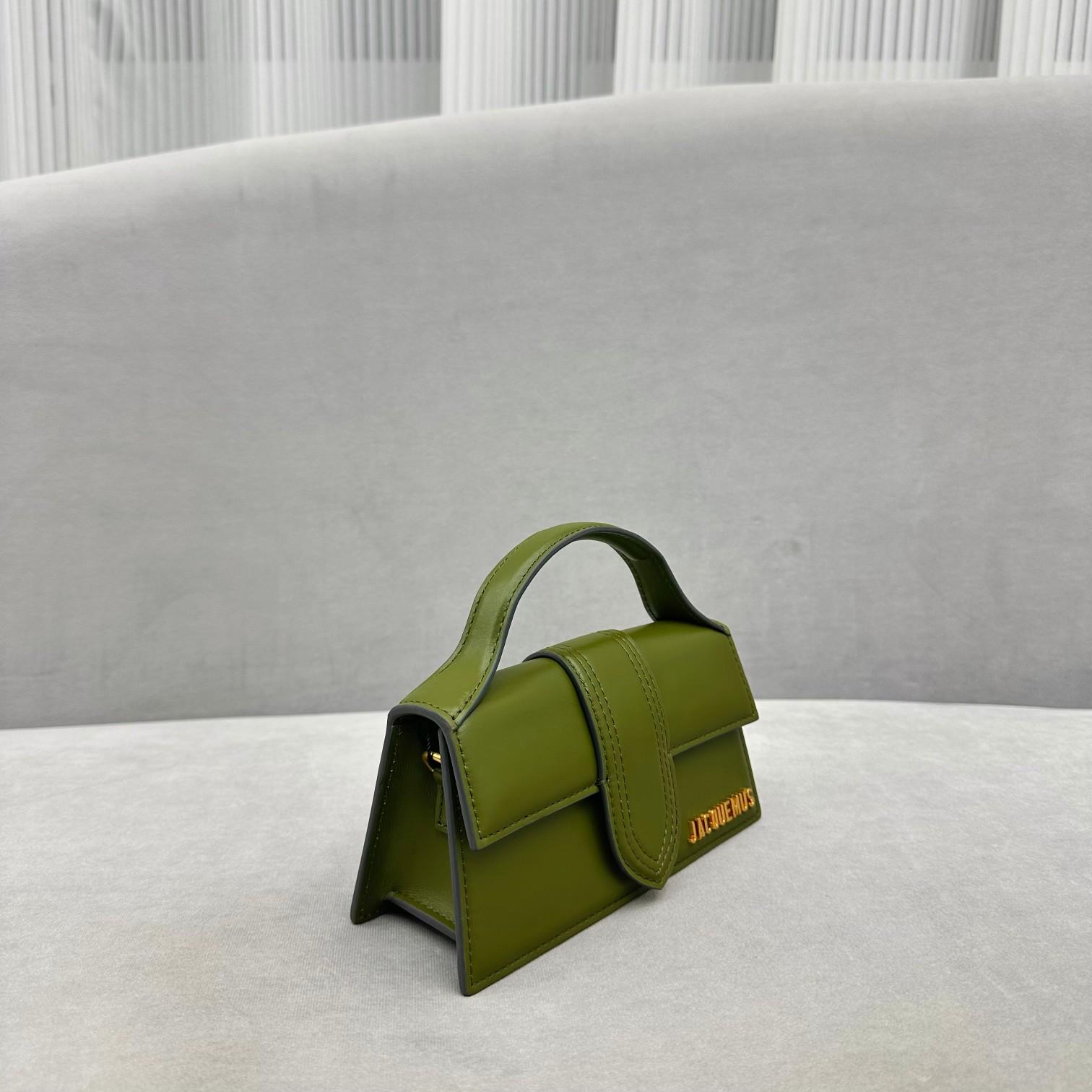 Jacquemus Le Grand Bambino - DopestKickz