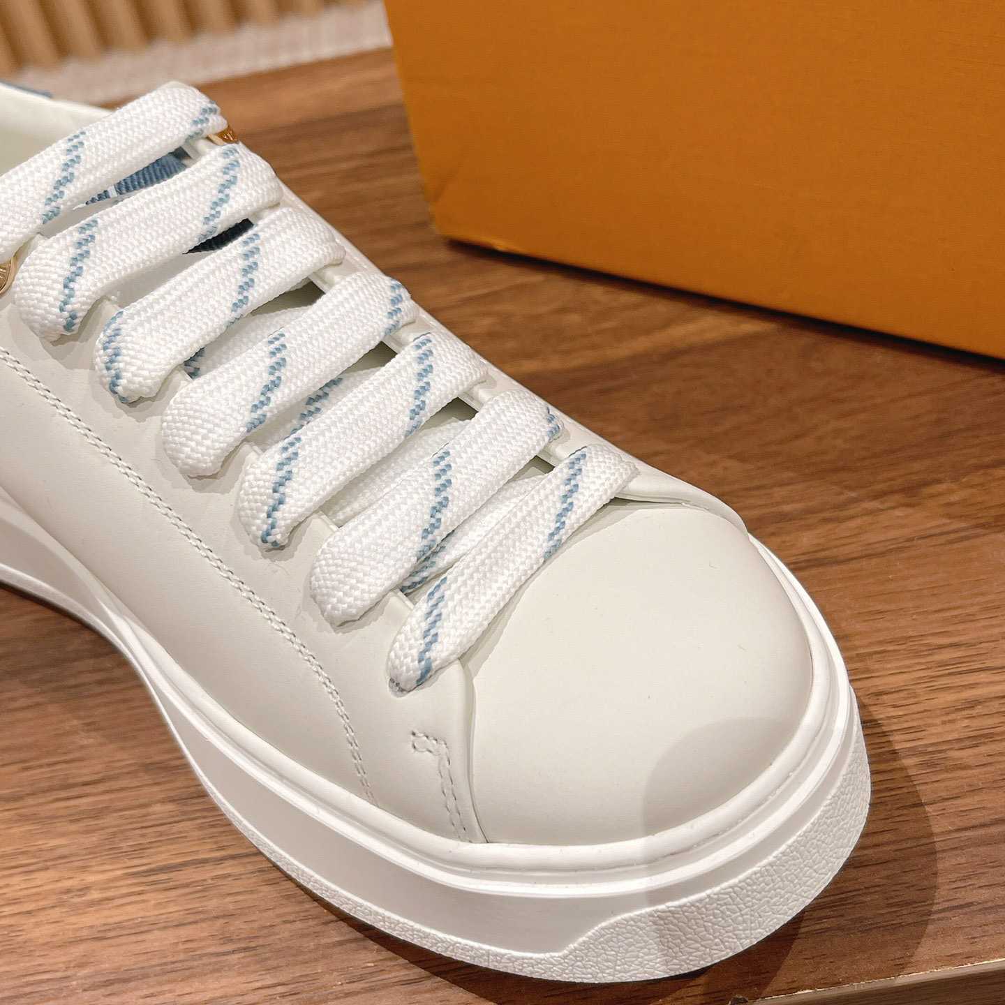 Louis Vuitton Time Out Sneaker (upon uk size)    1ABB4O - DopestKickz