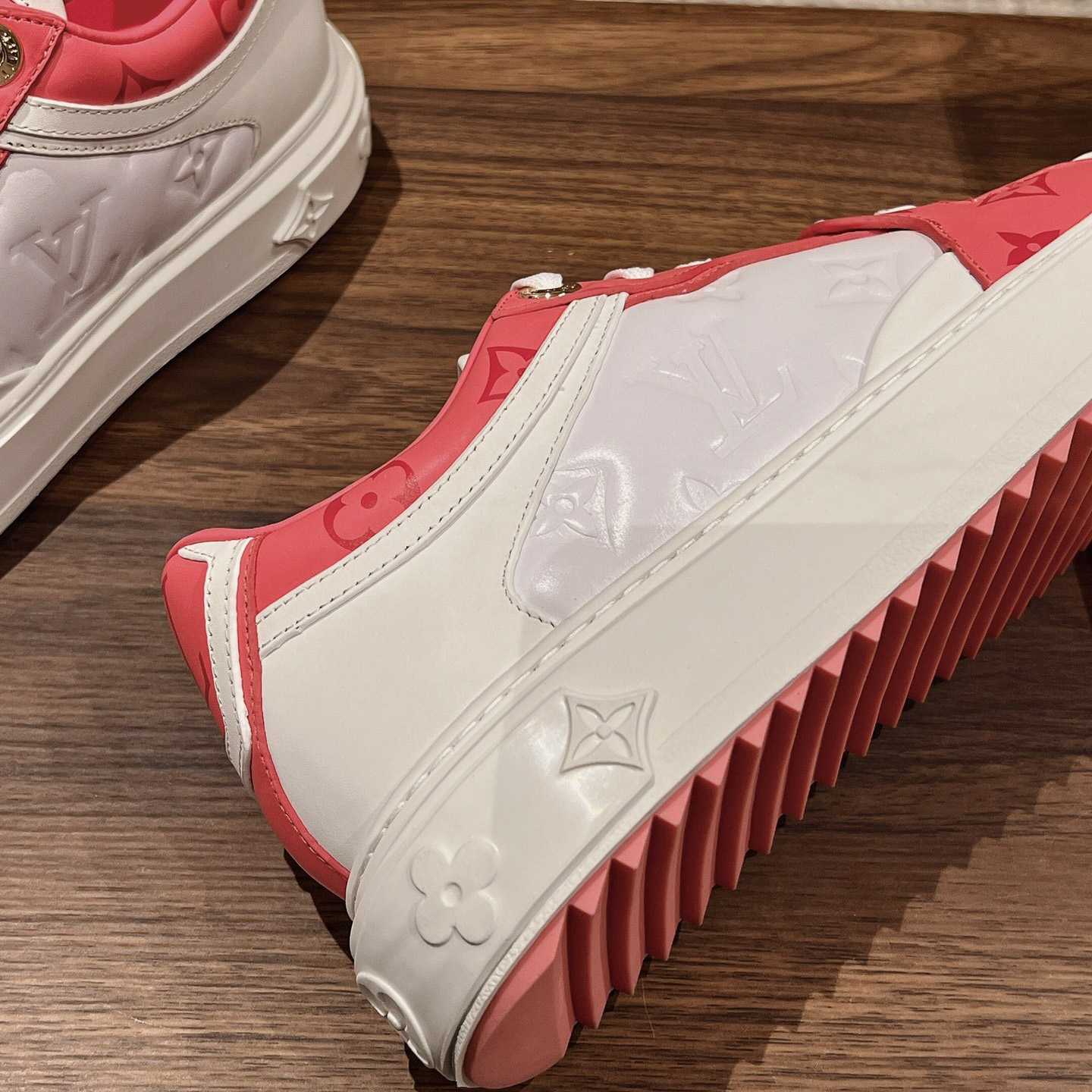 Louis Vuitton Time Out Sneaker (upon uk size)    1AB33N - DopestKickz