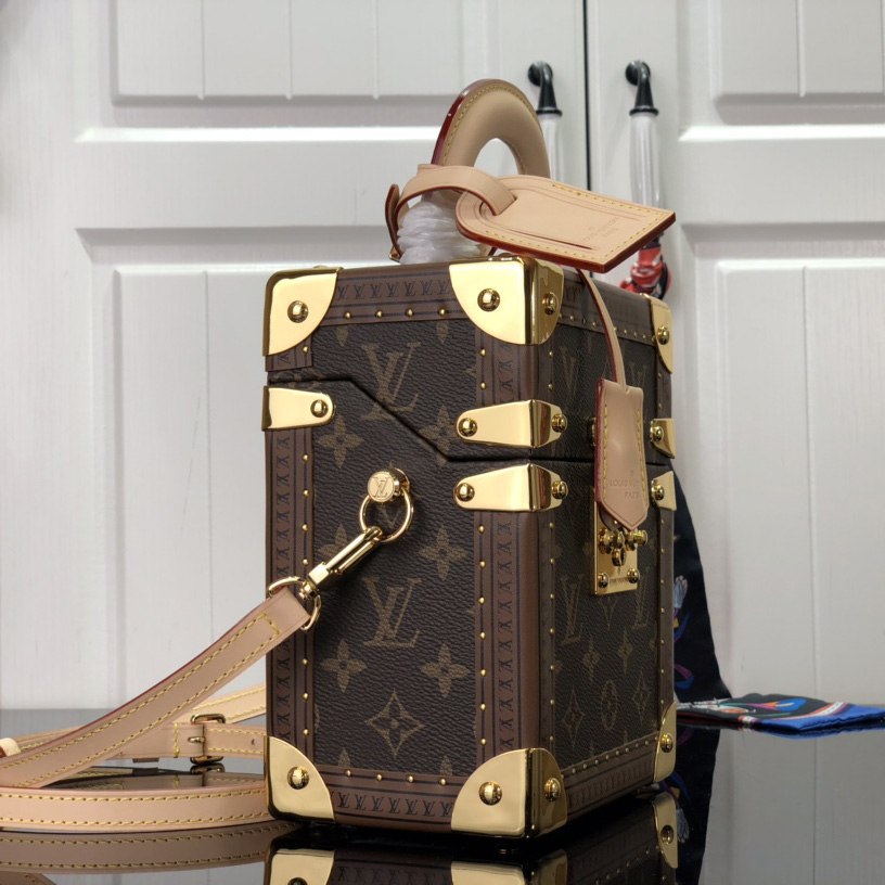 Louis Vuitton Box Monogram Canvas  M10079 - DopestKickz