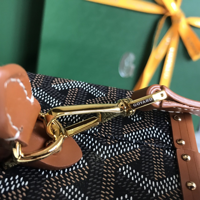 Goyard Grand Hôtel Trunk Bag  - DopestKickz