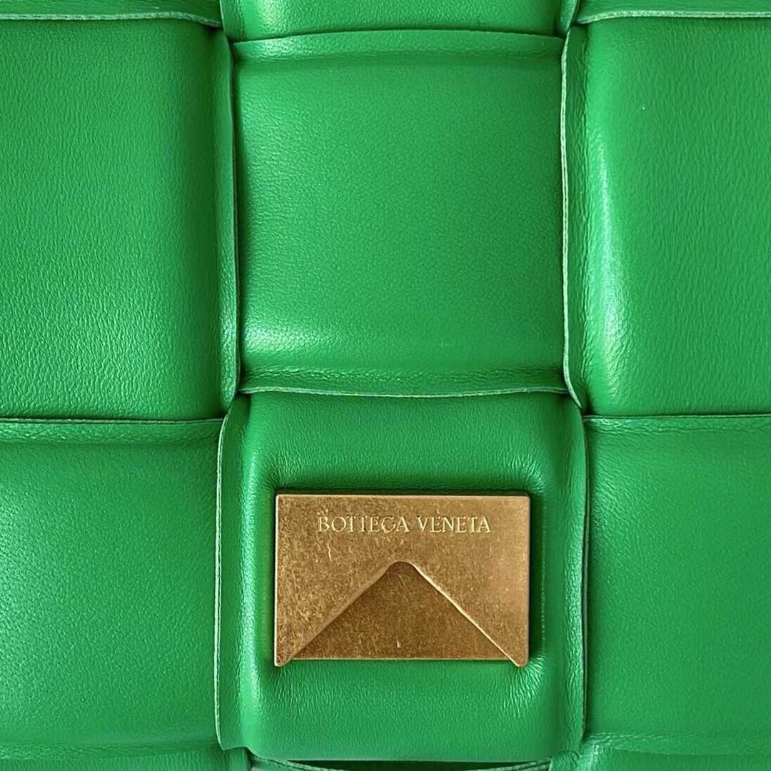 Bottega Veneta Chain Cassette - DopestKickz