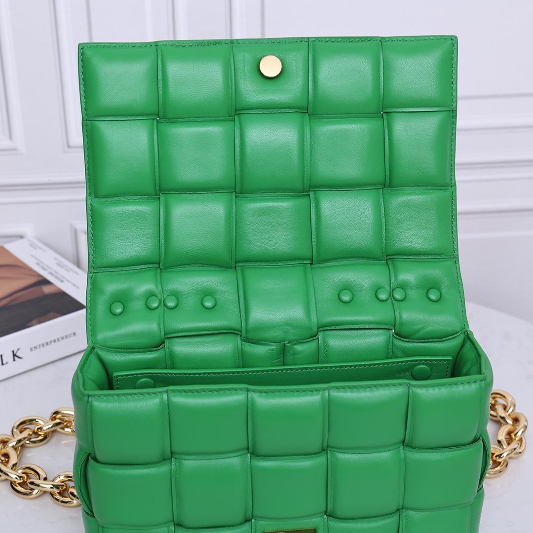 Bottega Veneta Chain Cassette - DopestKickz
