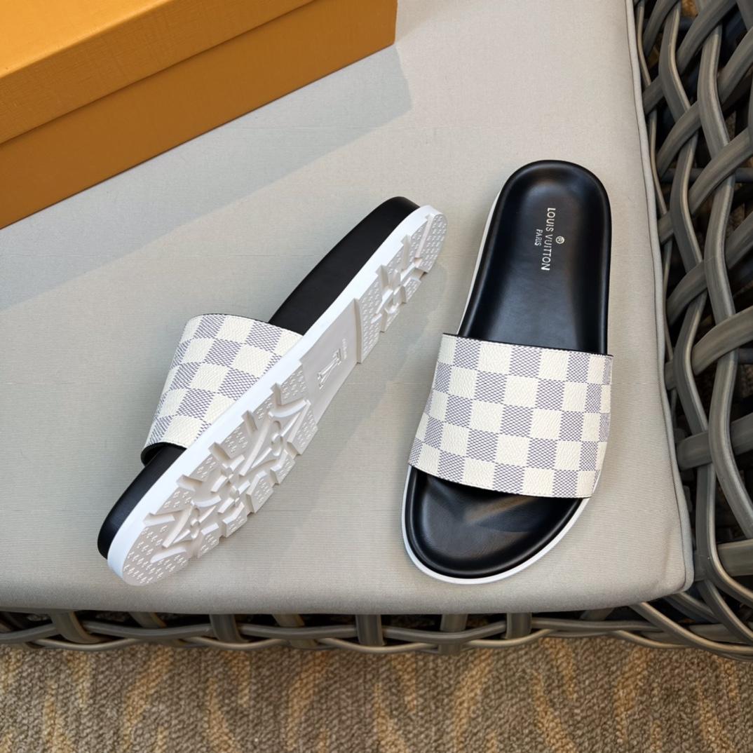 Louis Vuitton Sandals - DopestKickz