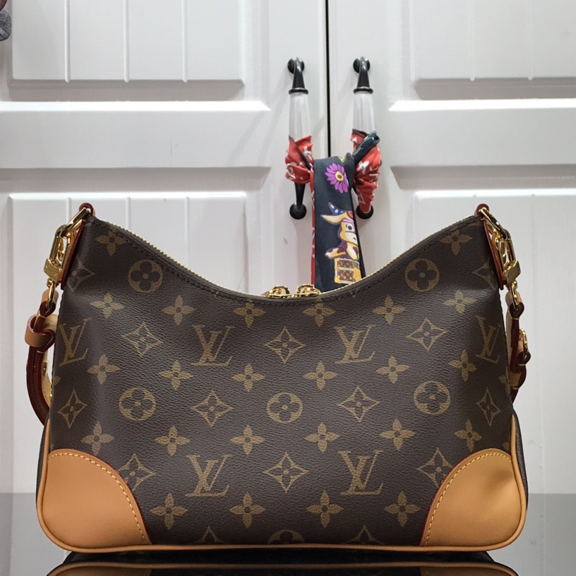 Louis Vuitton Boulogne  M45832 - DopestKickz