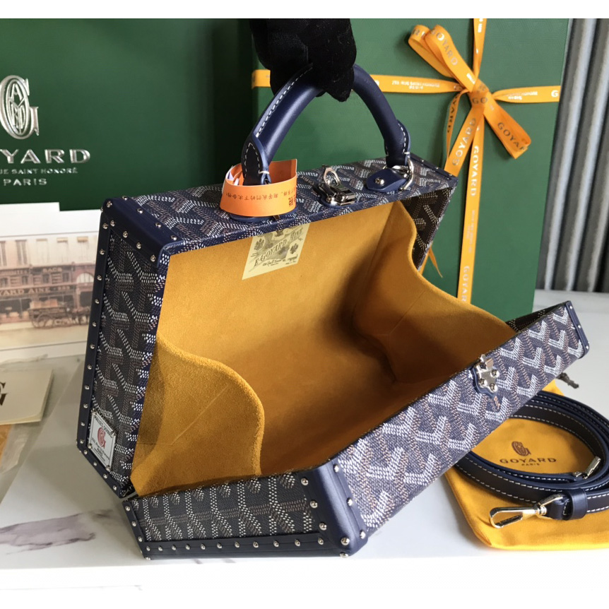 Goyard Grand Hôtel Trunk Bag  - DopestKickz