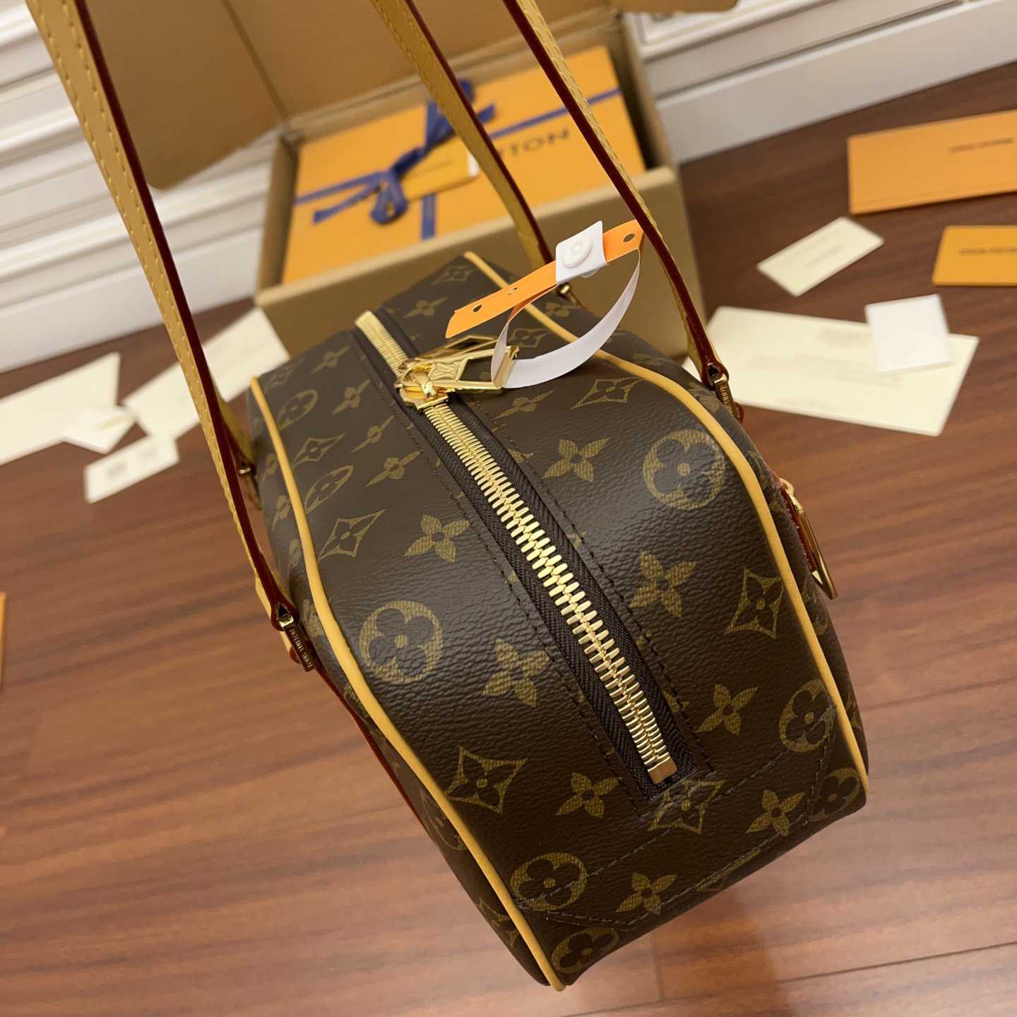 Louis Vuitton Cité    M46321 - DopestKickz