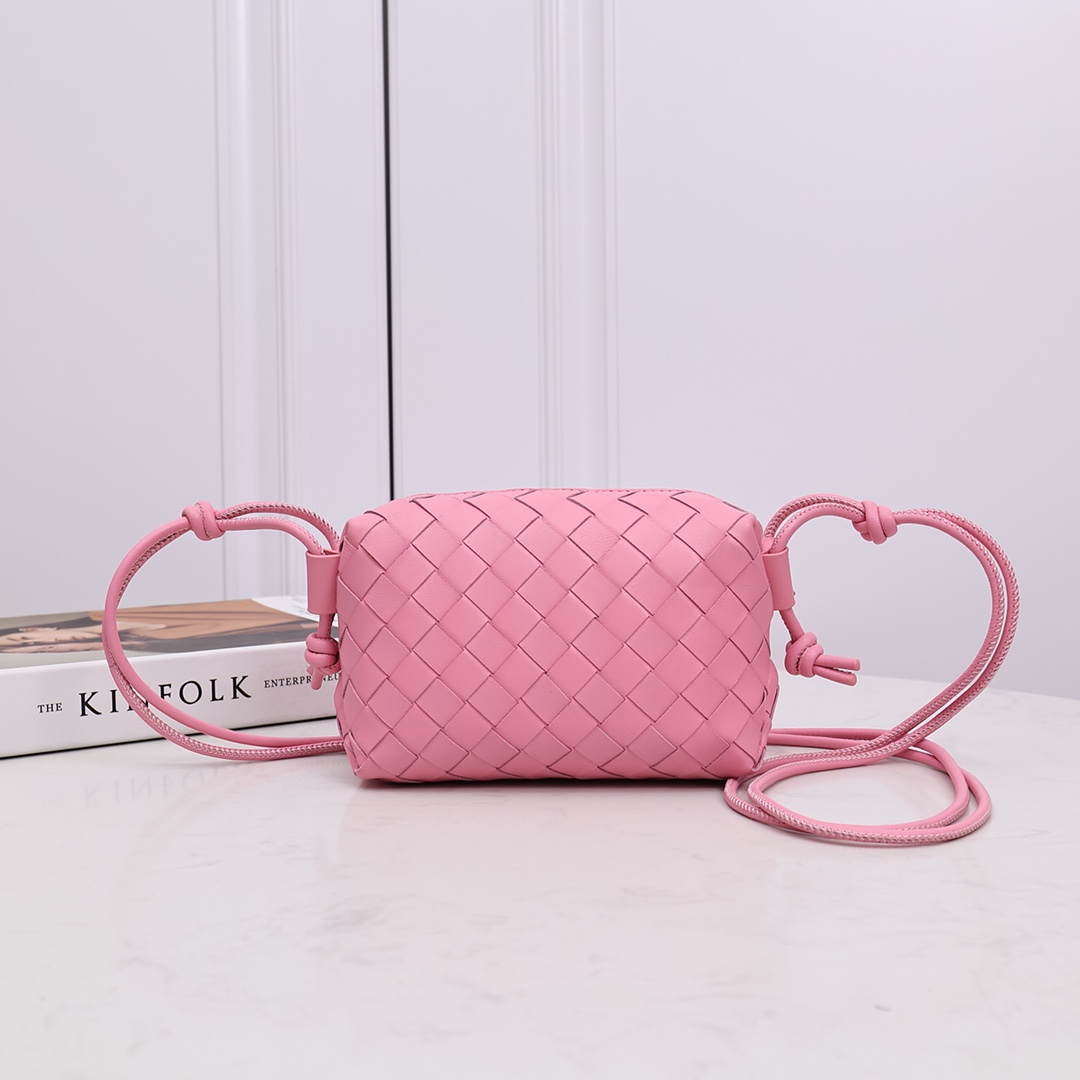 Bottega Veneta Candy Loop Camera Bag - DopestKickz