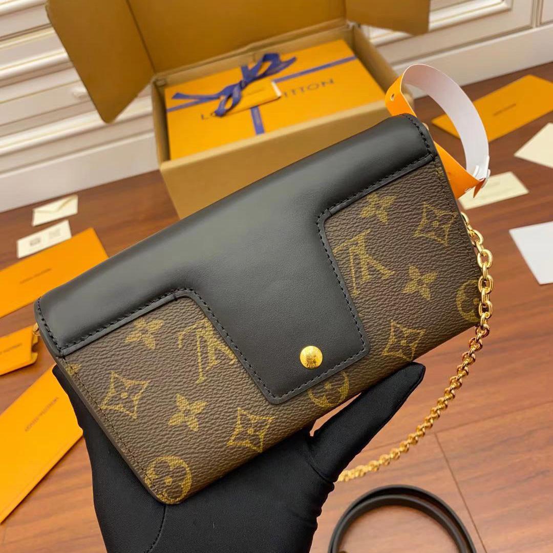 Louis Vuitton Padlock On Strap   M80559 - DopestKickz