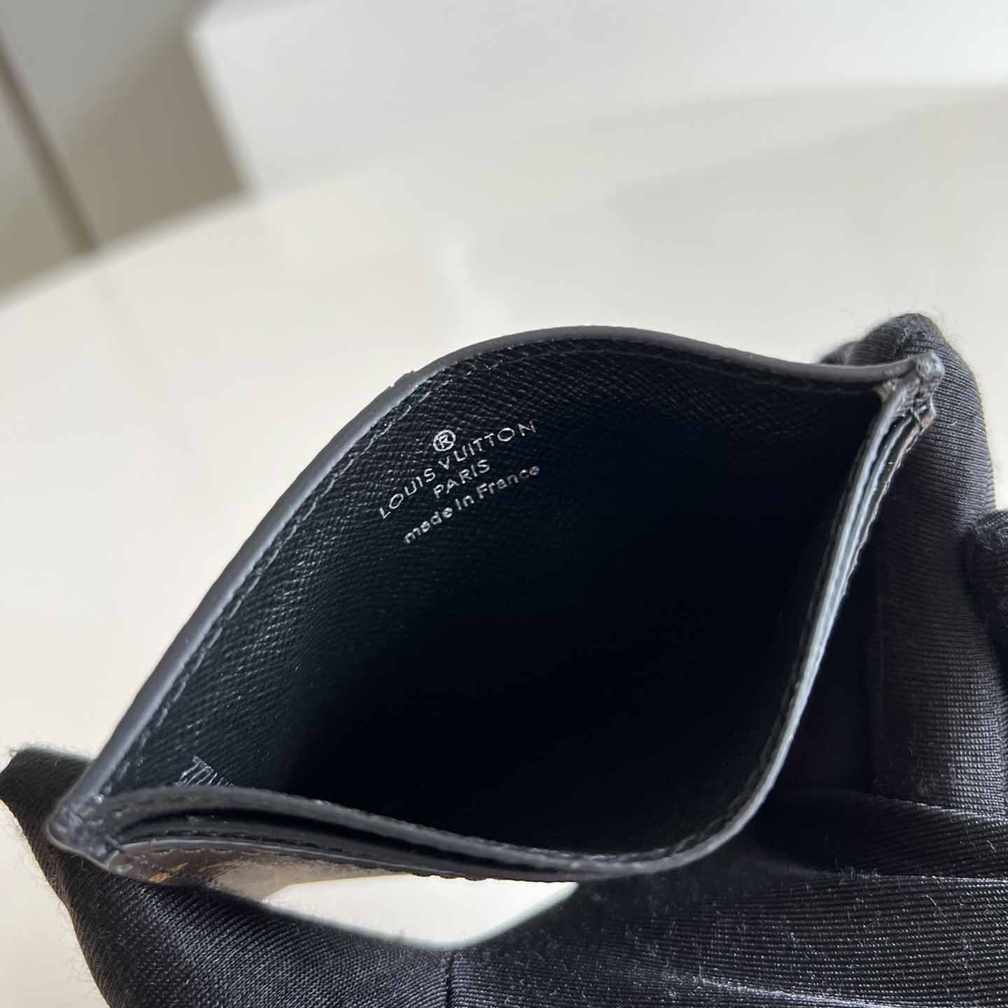 Louis Vuitton Neo Card Holder (11 x 7 x 0.6cm)        M60166 - DopestKickz