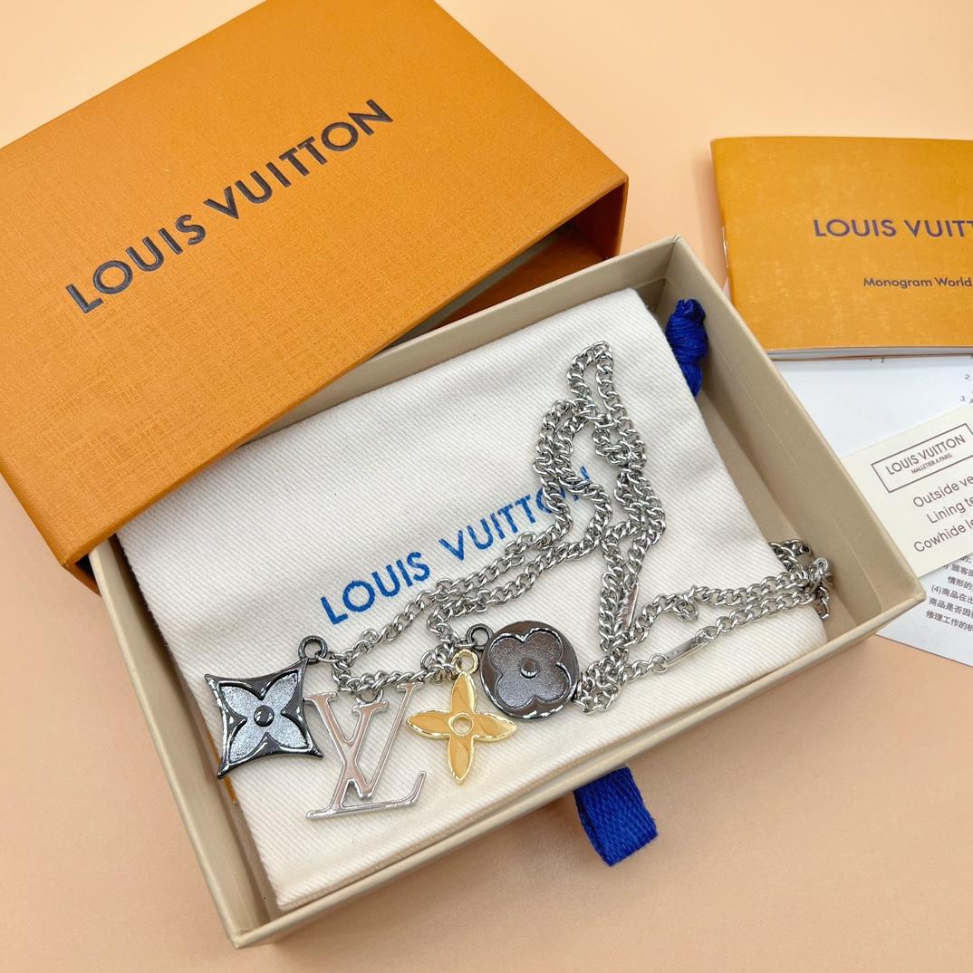 Louis Vuitton LV Instinct Pendant       M00521C - DopestKickz