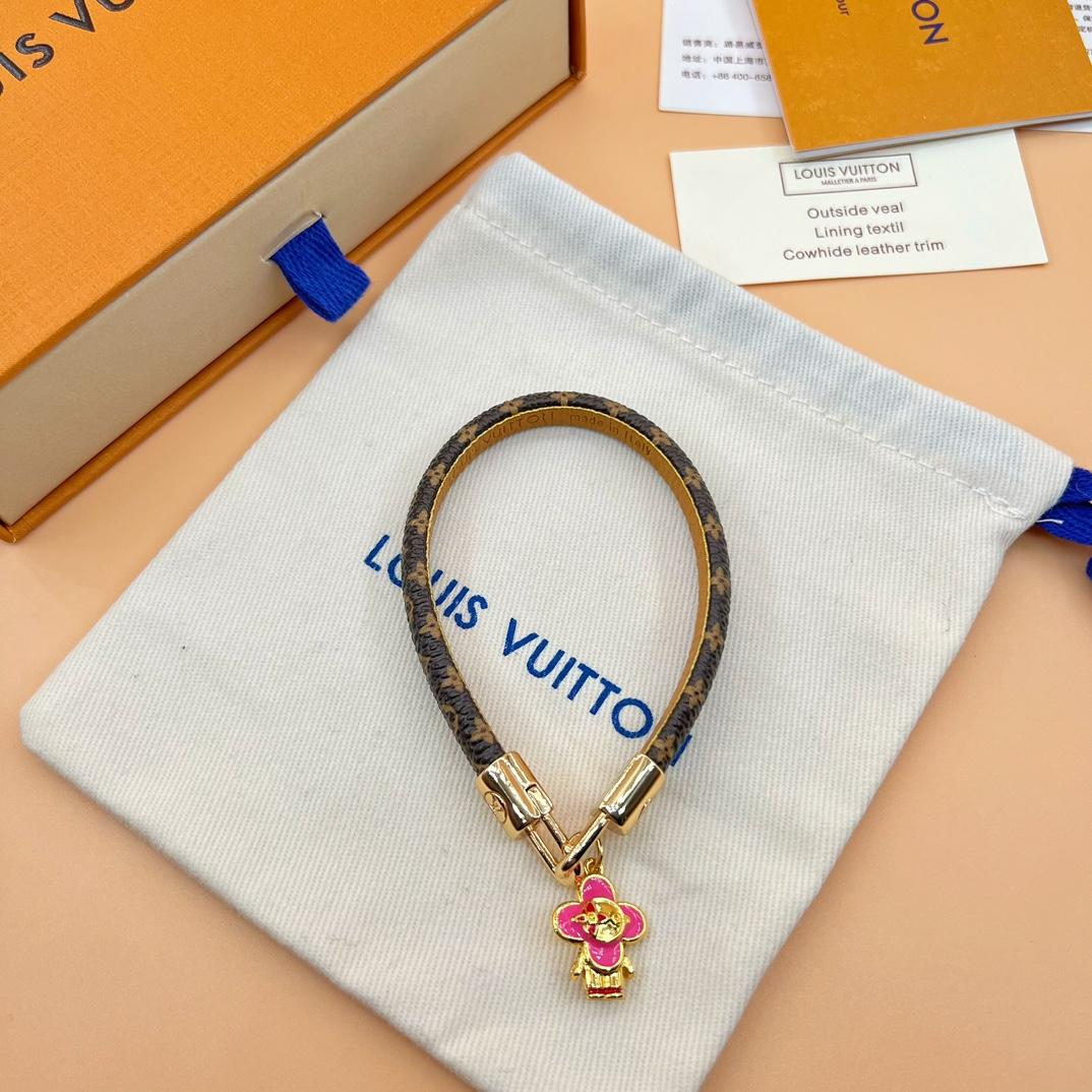 Louis Vuitton LV Cannes Bracelet      - DopestKickz