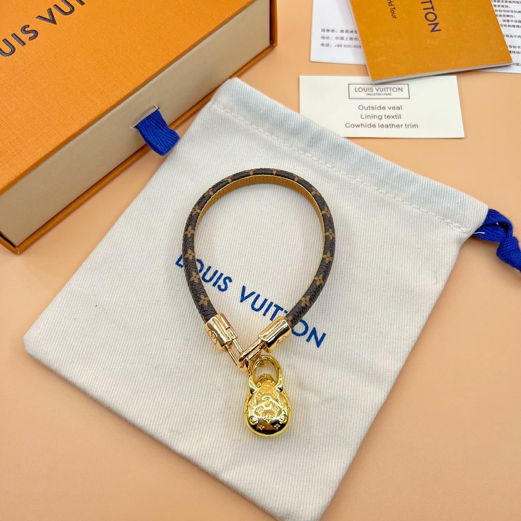 Louis Vuitton LV Cannes Bracelet      - DopestKickz