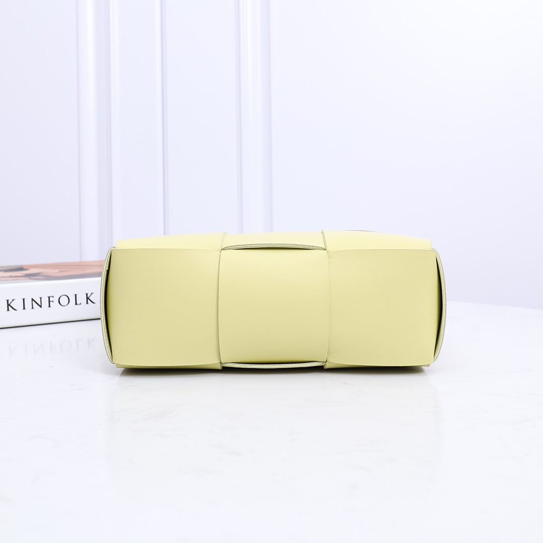 Bottega Veneta Mini Arco Tote Bag - DopestKickz