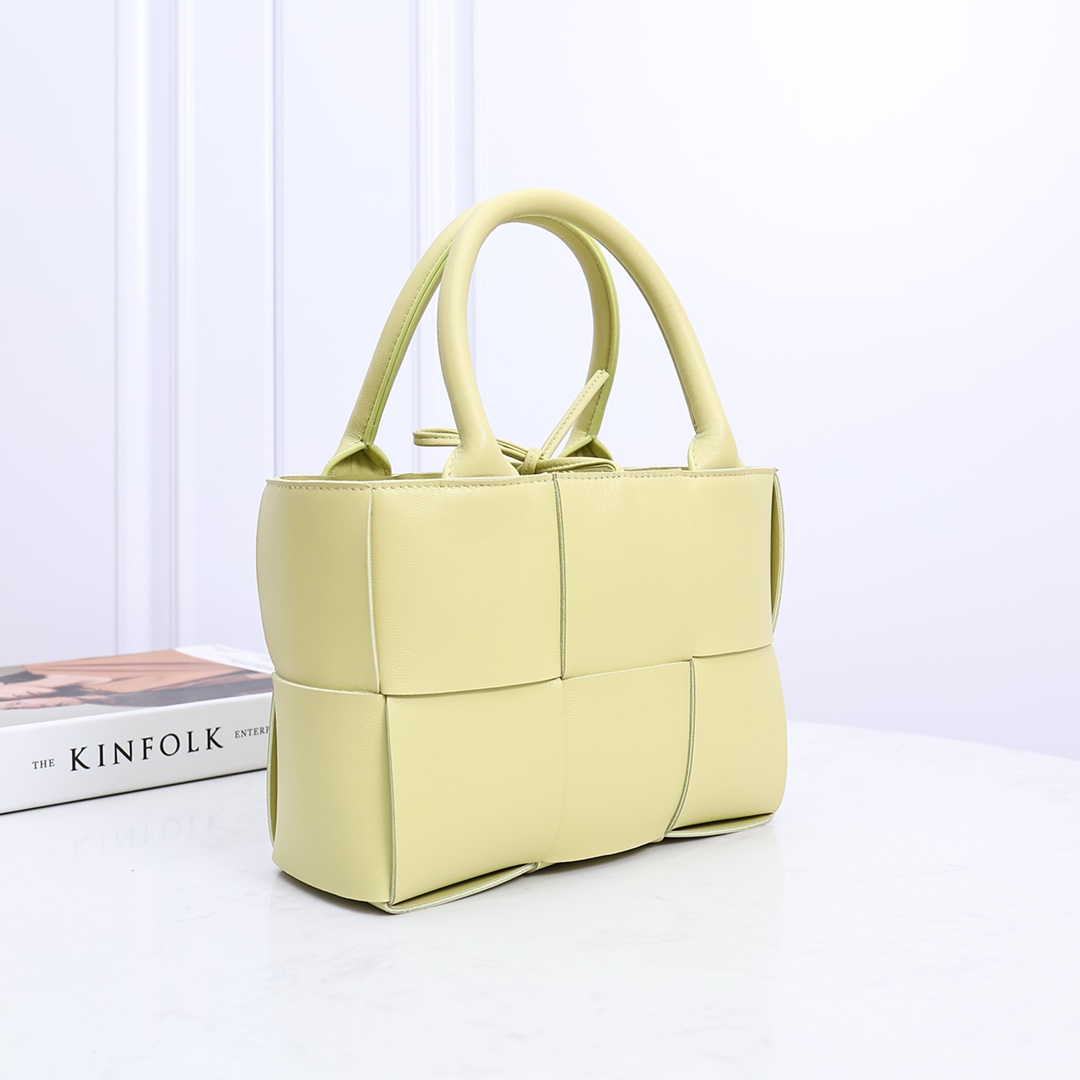 Bottega Veneta Mini Arco Tote Bag - DopestKickz