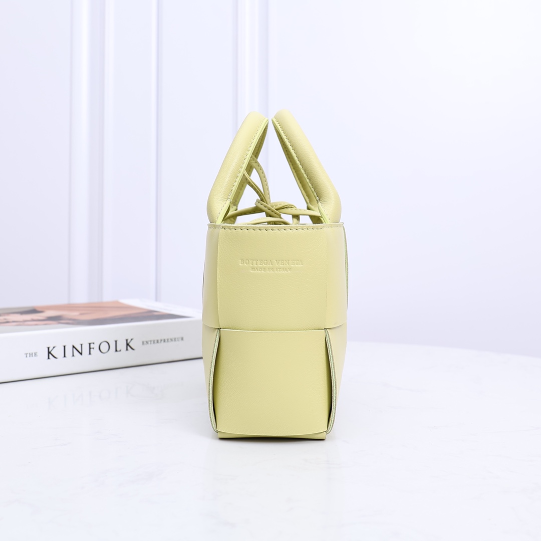 Bottega Veneta Mini Arco Tote Bag - DopestKickz