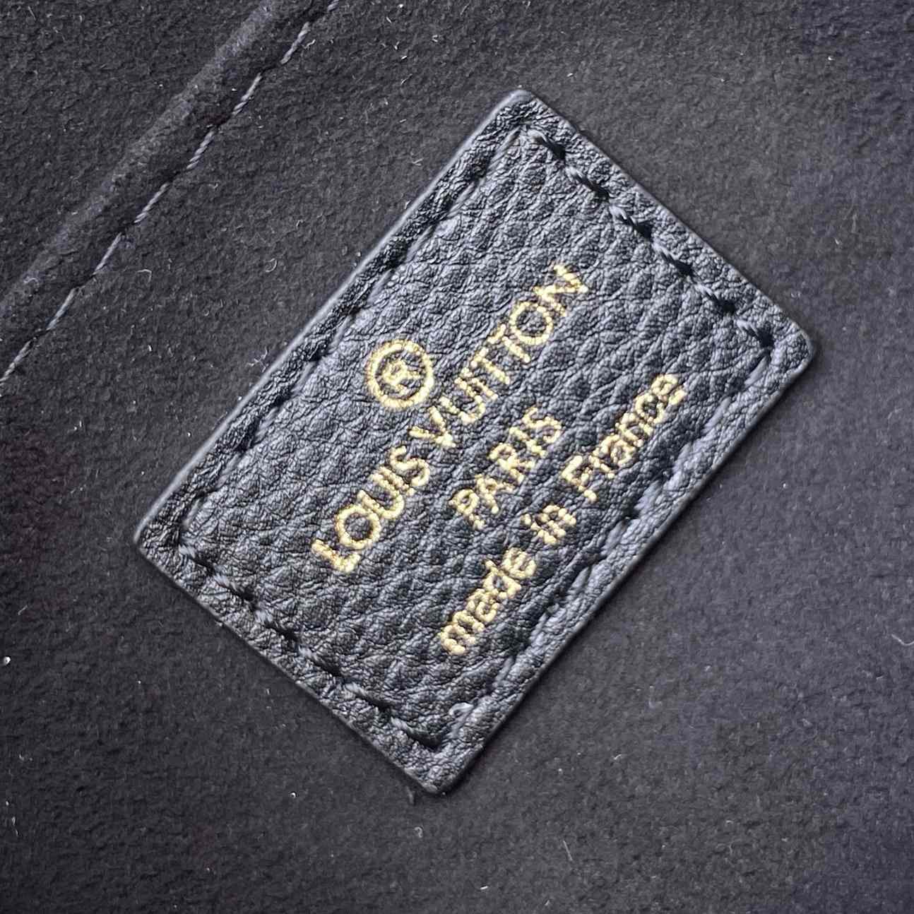 Louis Vuitton Madeleine Medium Bag (30-19.5-11cm)   M45976 - DopestKickz