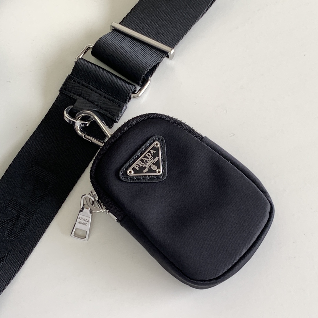 Prada Re-Edition 2005 Re-Nylon Bag(23-12-6CM) - DopestKickz