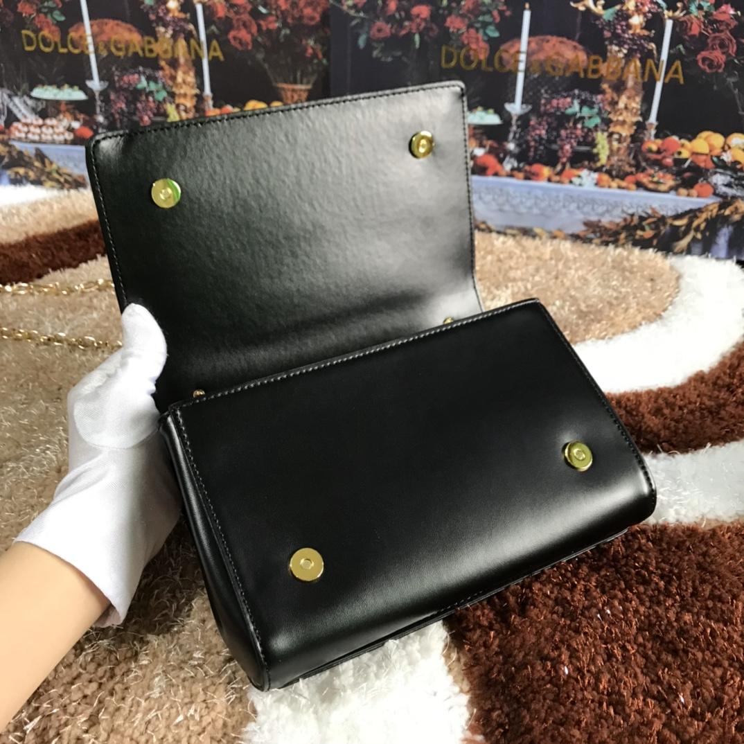 Dolce & Gabbana DG Girls Shoulder Bag In Nappa Color Black(21-4-15cm)  - DopestKickz