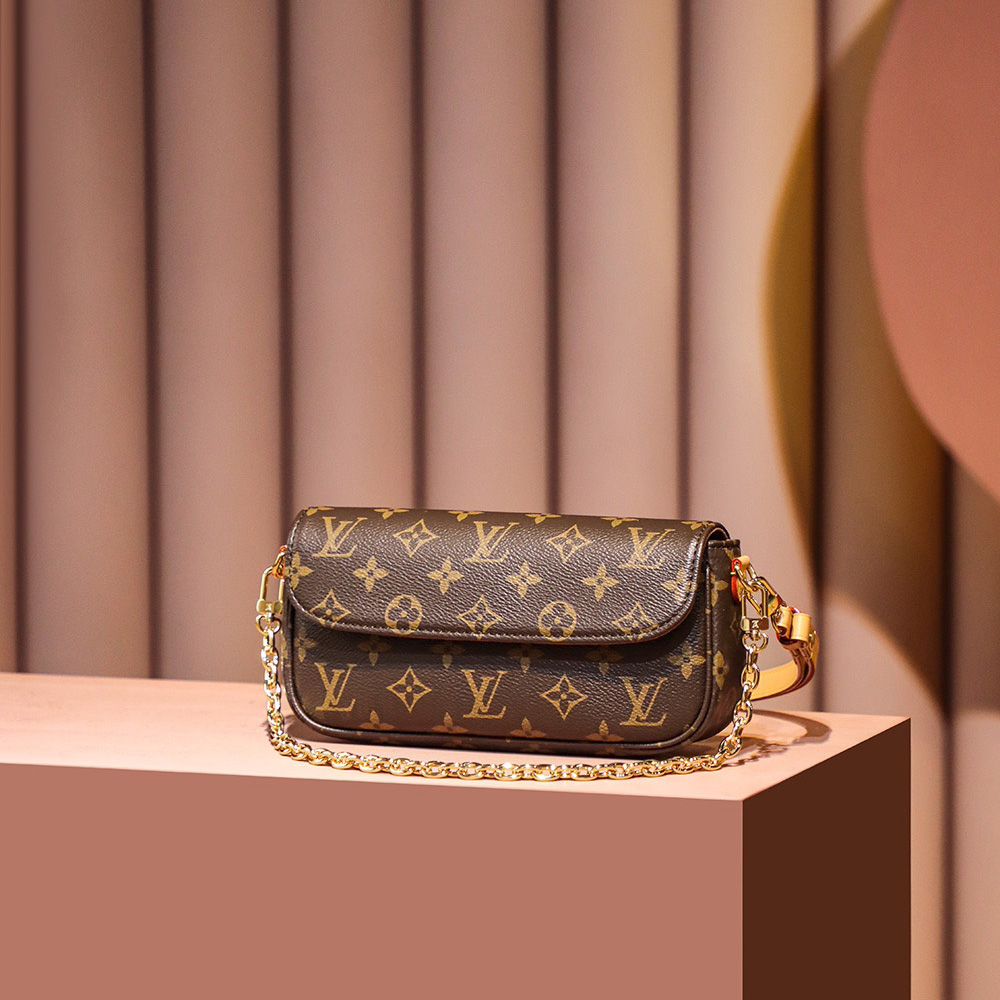 Louis Vuitton Wallet on Chain Ivy(23.5*12*4.3cm)     M81911 - DopestKickz