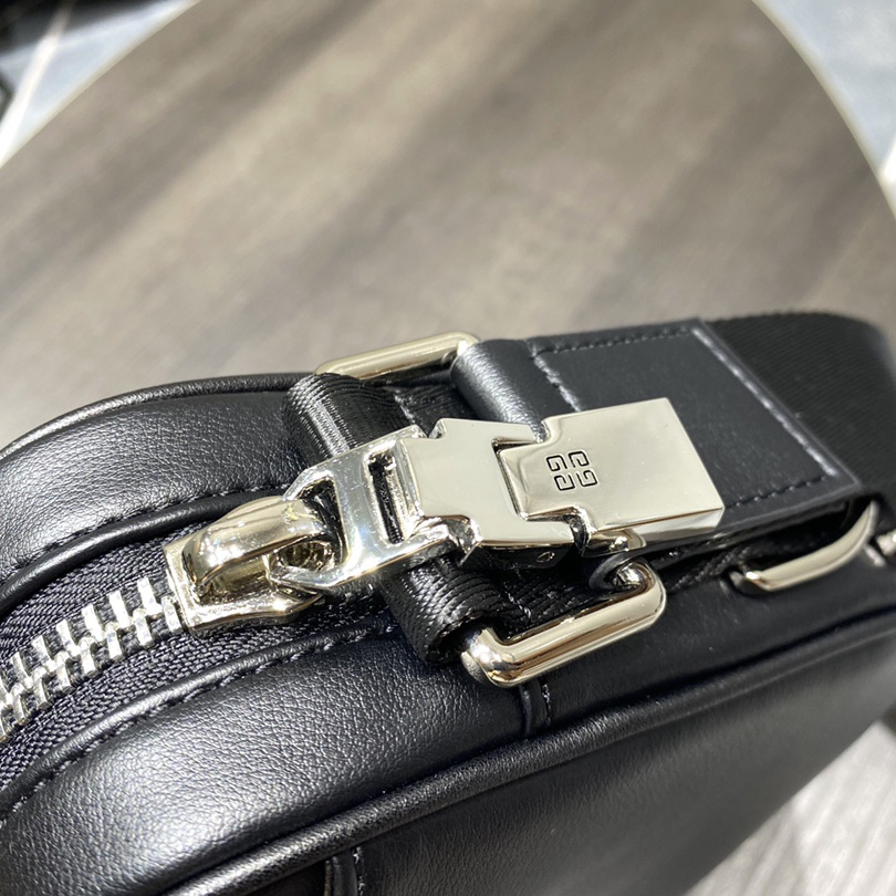 Givenchy Black Camera Messenger Bag (20x14x6cm) - DopestKickz