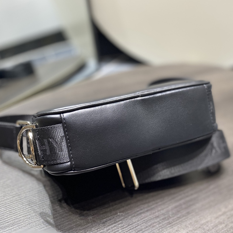 Givenchy Black Camera Messenger Bag (20x14x6cm) - DopestKickz