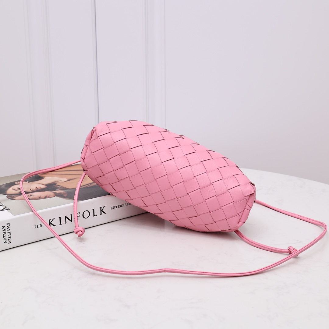 Bottega Veneta Mini Pouch - DopestKickz
