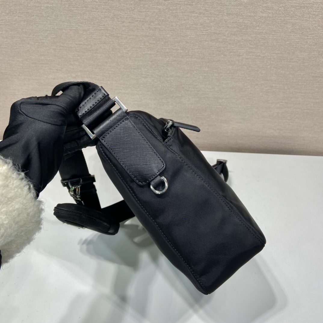 Prada Re-Nylon Bag - DopestKickz
