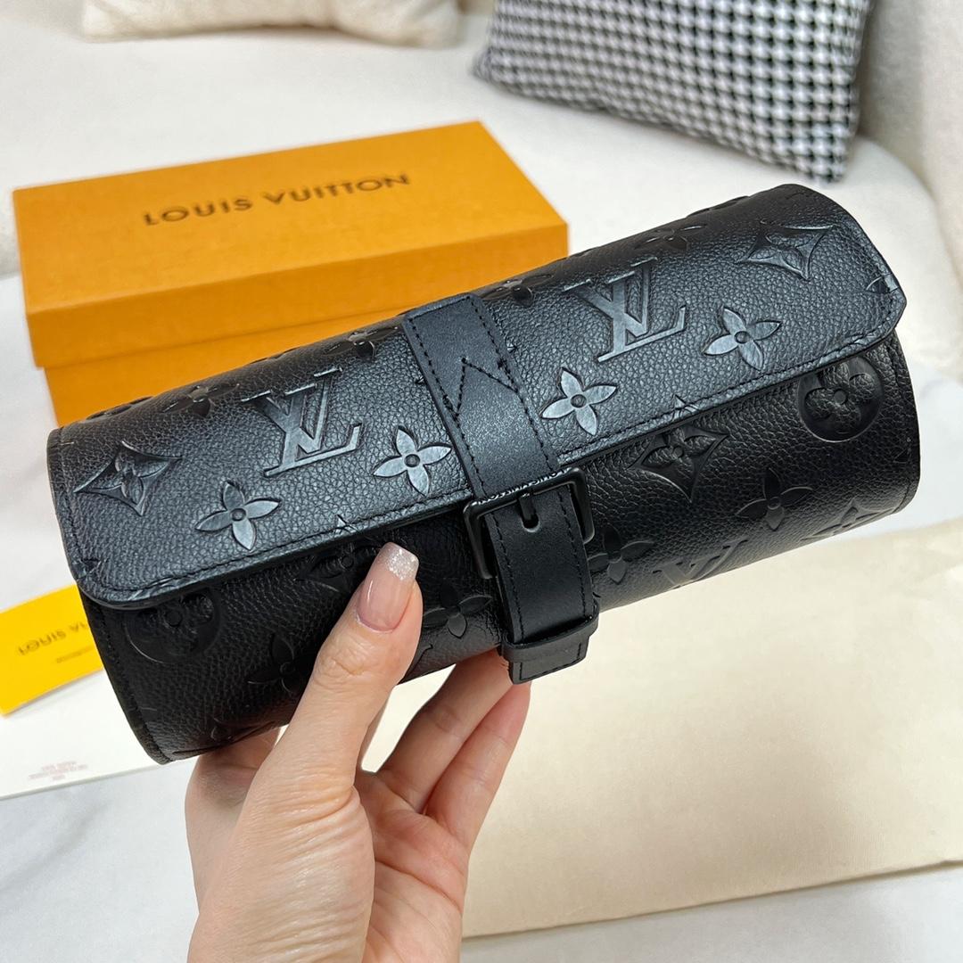 Louis Vuitton Etui 3 Montres    M10147 - DopestKickz